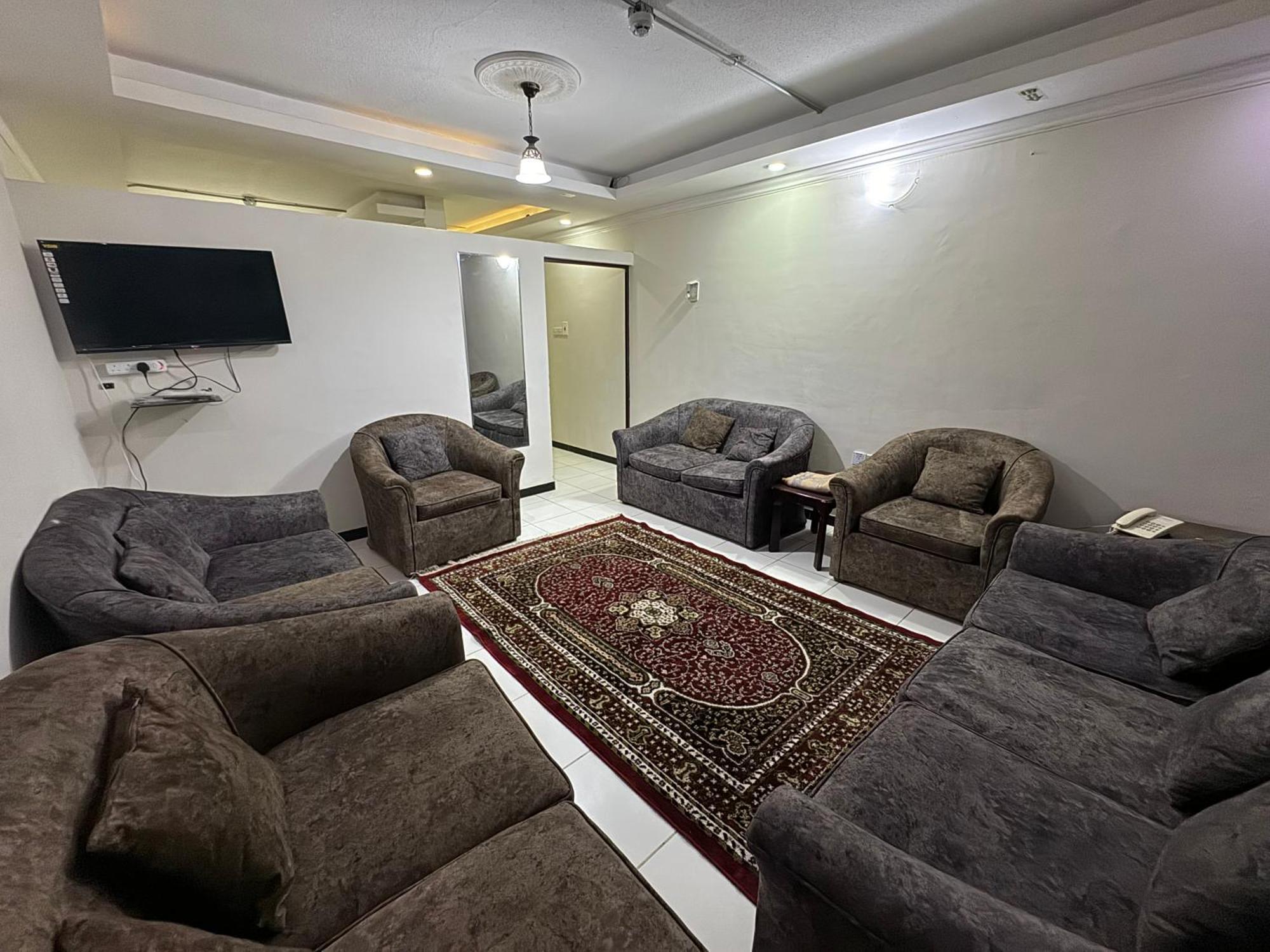 العروبة للشقق المخدومة * Riyadh